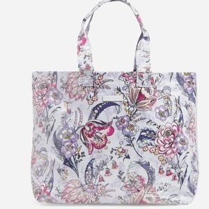 Vera Bradley shopper tote